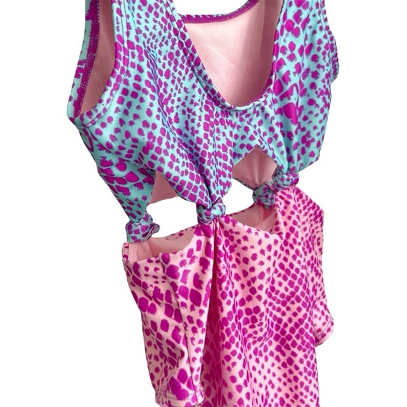 One Piece Pink & Turquoise Print Bathing Suit with Knotted Cut Outs Size S 6/6X - Picture 3 of 6